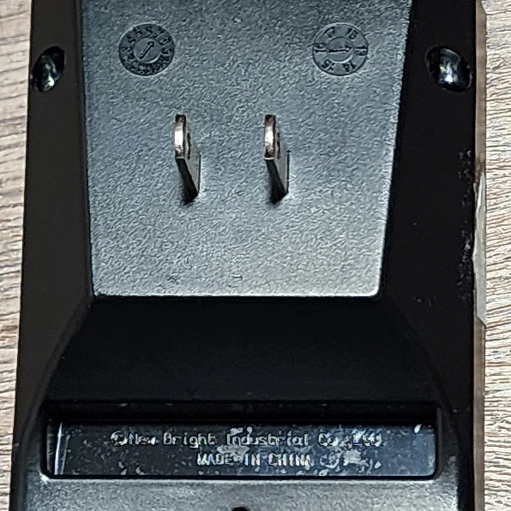 NEW BRIGHT RC‎ Lithium Ion Charger for 9.6V Battery UNTESTED